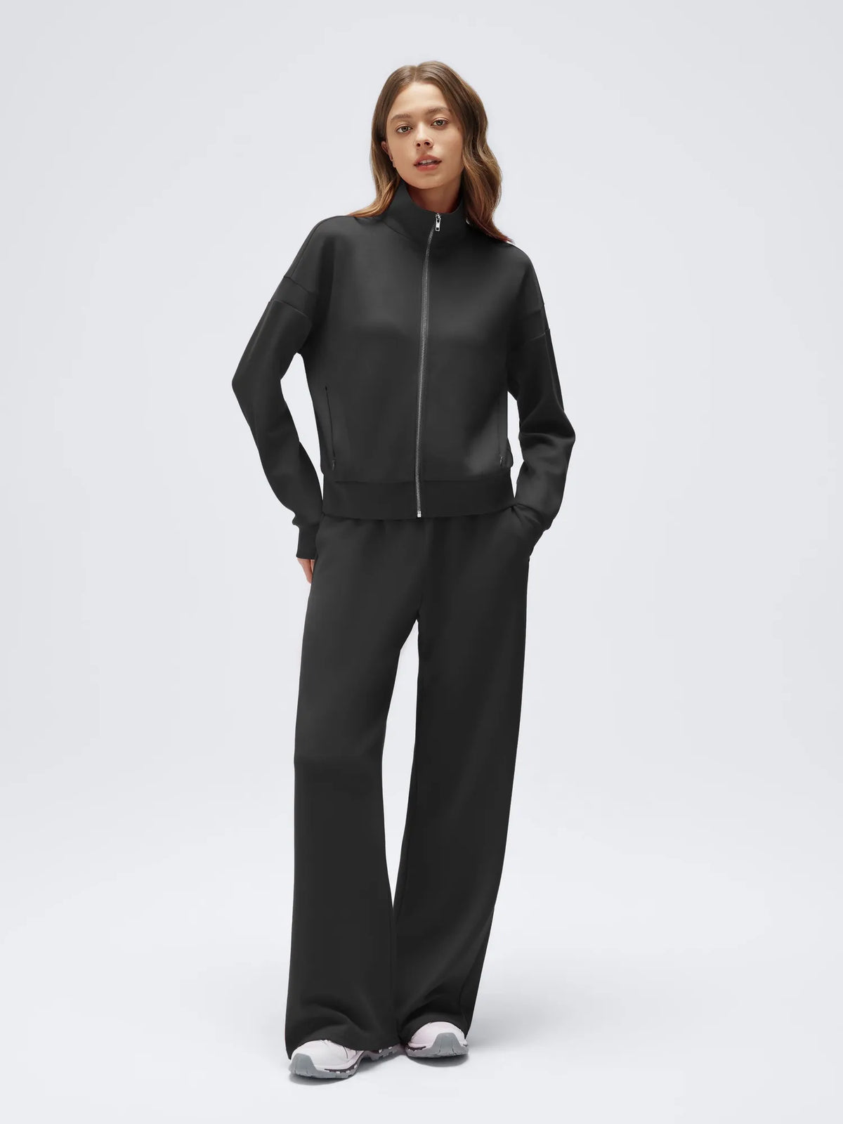 Conjunto de Chaqueta con Cremallera y Pantalón Ancho