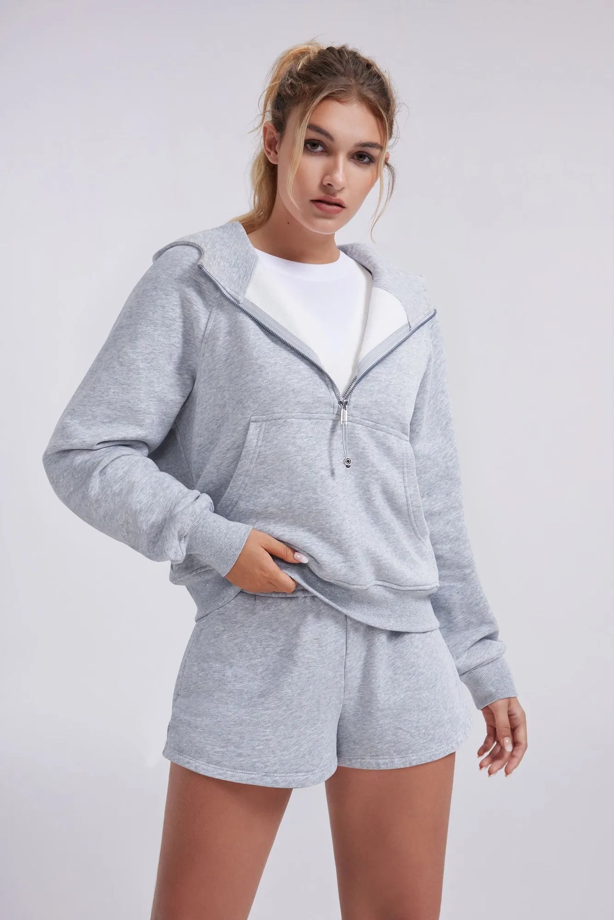 Sudadera Corta con Capucha y Media Cremallera
