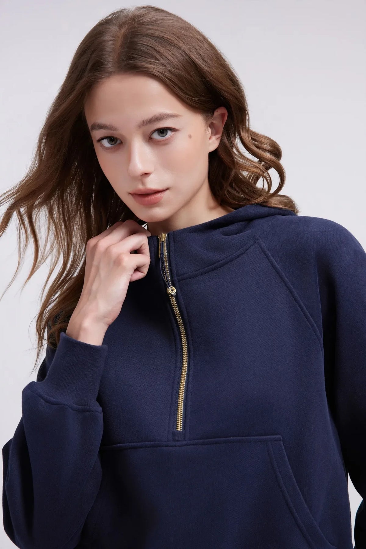 Sudadera Corta con Capucha y Media Cremallera